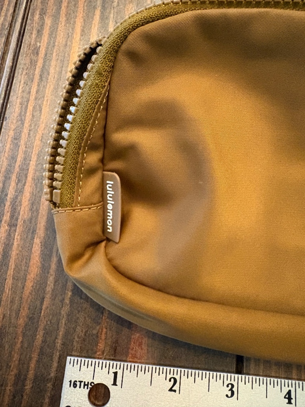 Lululemon Everywhere Belt Bum Crossbody Bag Gold - Picture 5 of 8